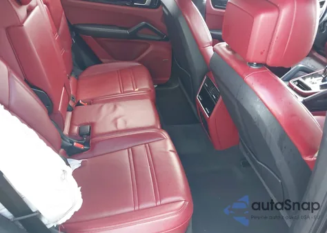 2021 Porsche Cayenne из США, поврежденный, VIN WP1AA2AY8MDA02965